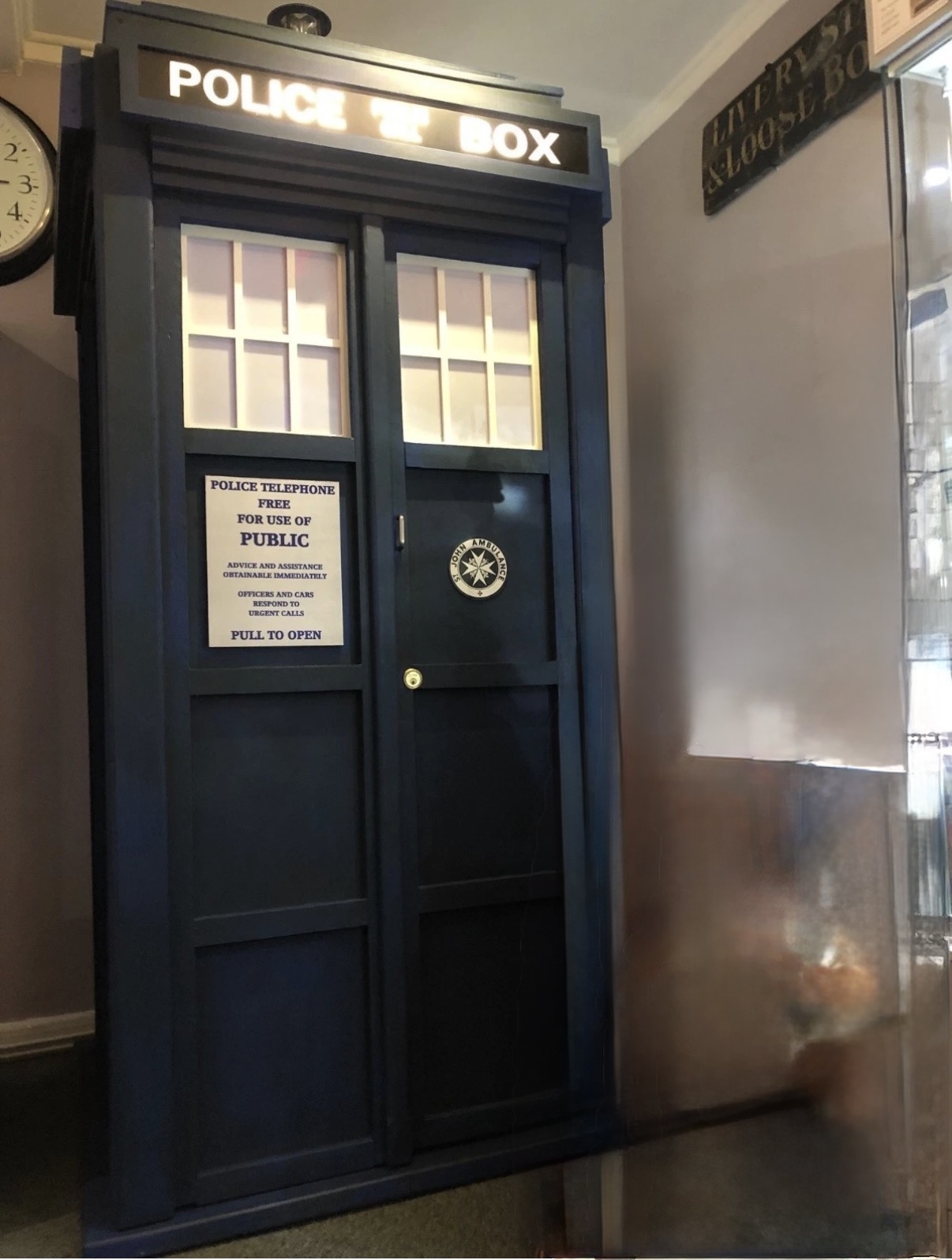 001 TARDIS prop for hire